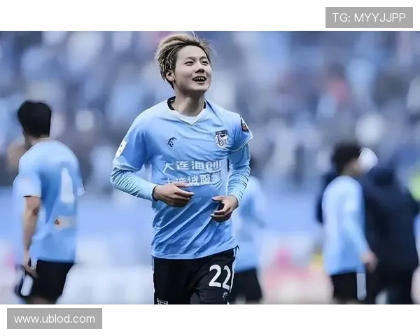 海港球员冯劲租借加盟大连英博租期至今年年底助力球队争夺佳绩