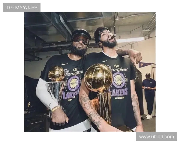 2017年NBA全明星赛录像回放安东尼戴维斯当选MVP创得分纪录 2017年NBA全明星赛录像回放安东尼戴维斯当选MVP创得分纪录